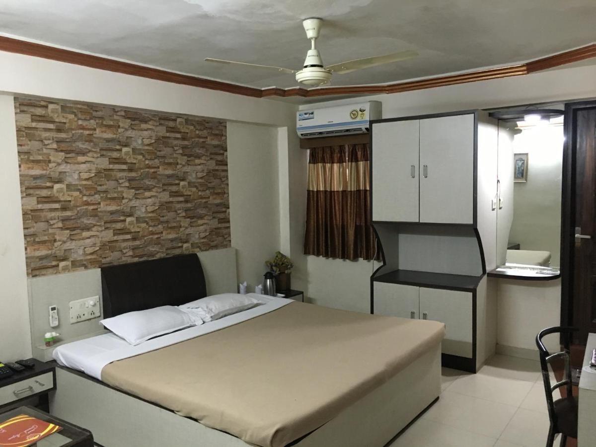 Hotel Grand Arjun Rāipur Εξωτερικό φωτογραφία
