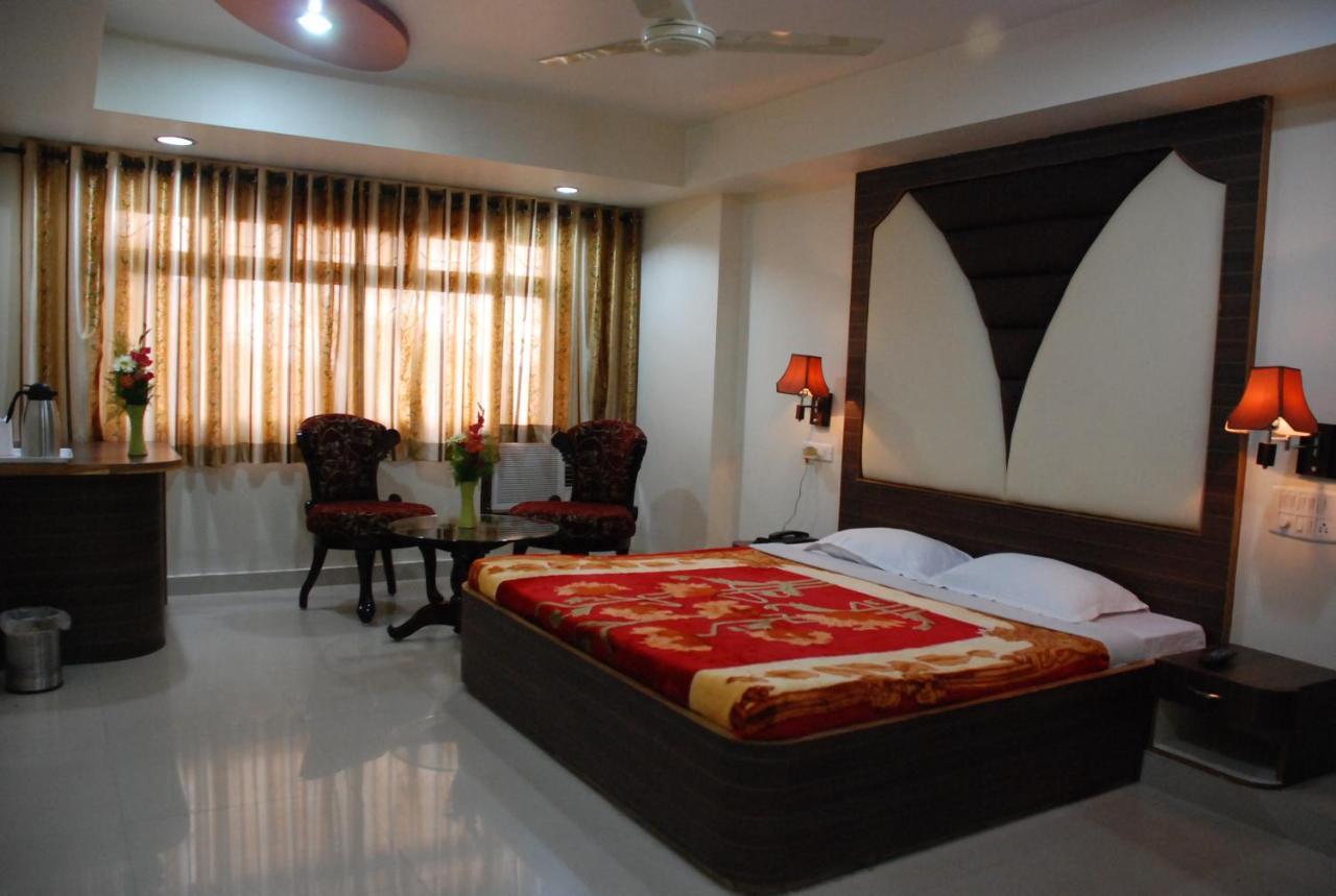 Hotel Grand Arjun Rāipur Εξωτερικό φωτογραφία