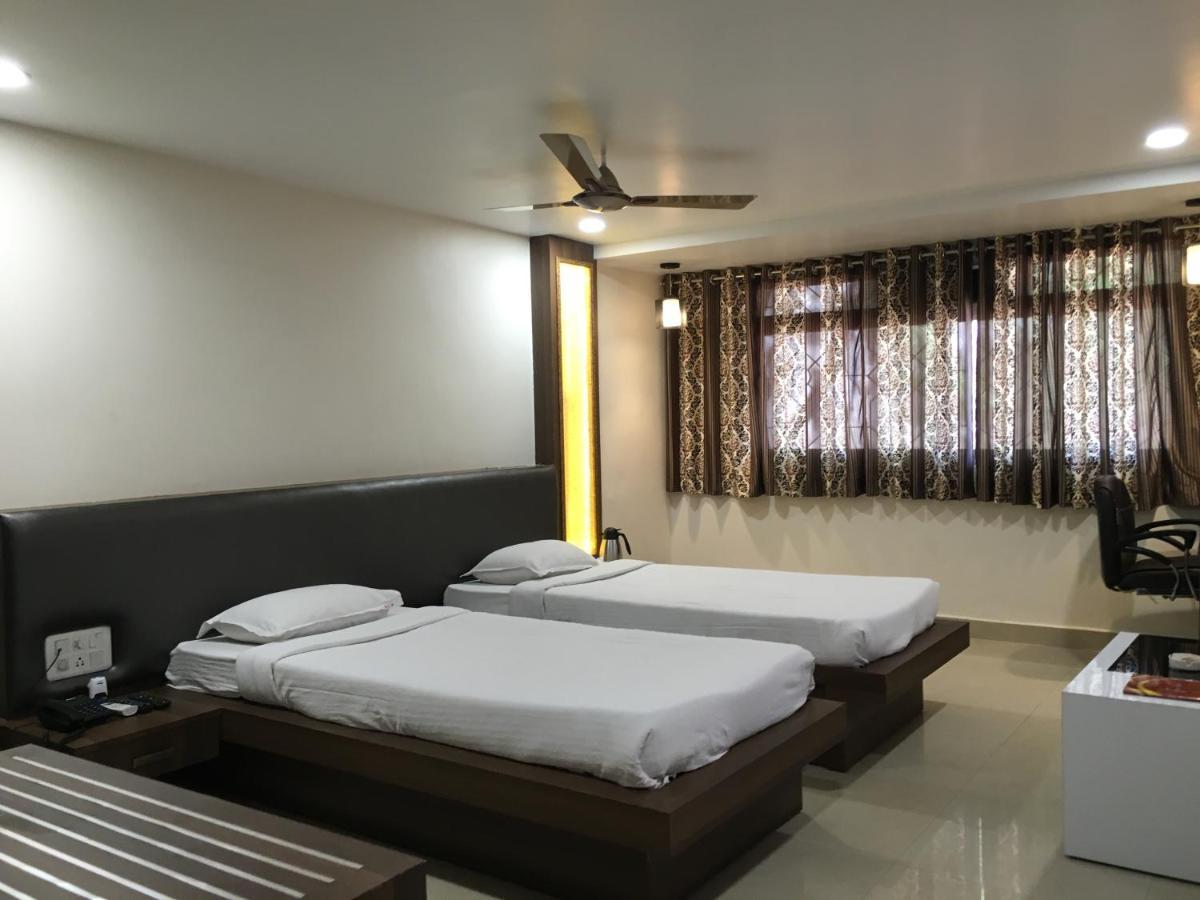 Hotel Grand Arjun Rāipur Εξωτερικό φωτογραφία