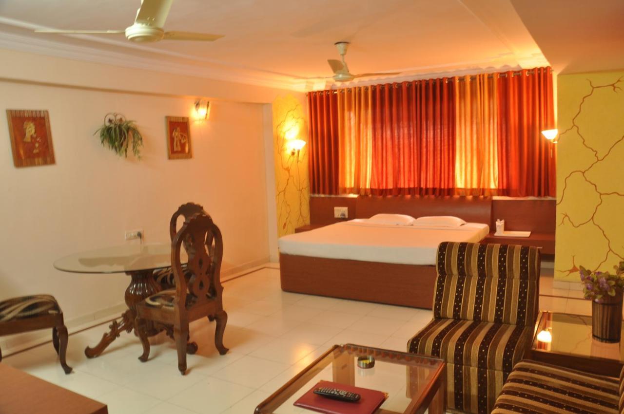 Hotel Grand Arjun Rāipur Εξωτερικό φωτογραφία
