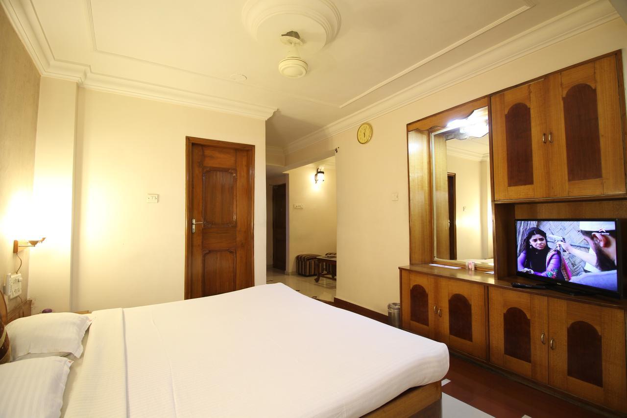 Hotel Grand Arjun Rāipur Εξωτερικό φωτογραφία